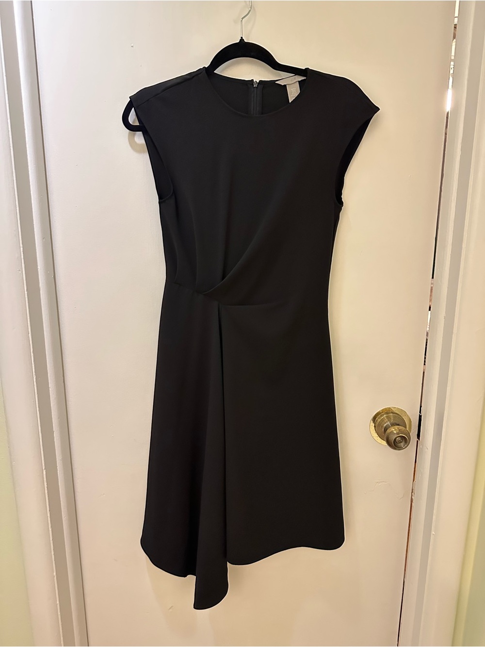 H&M Black Cap-Sleeve Midi Dress